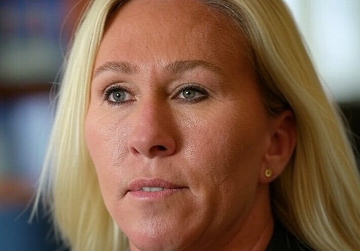  عضو في الكونغرس الأمريكي تحذر ترامب من التدخل في فنزويلا وتتهمه بخيانة وعود حركة "ماغا" 