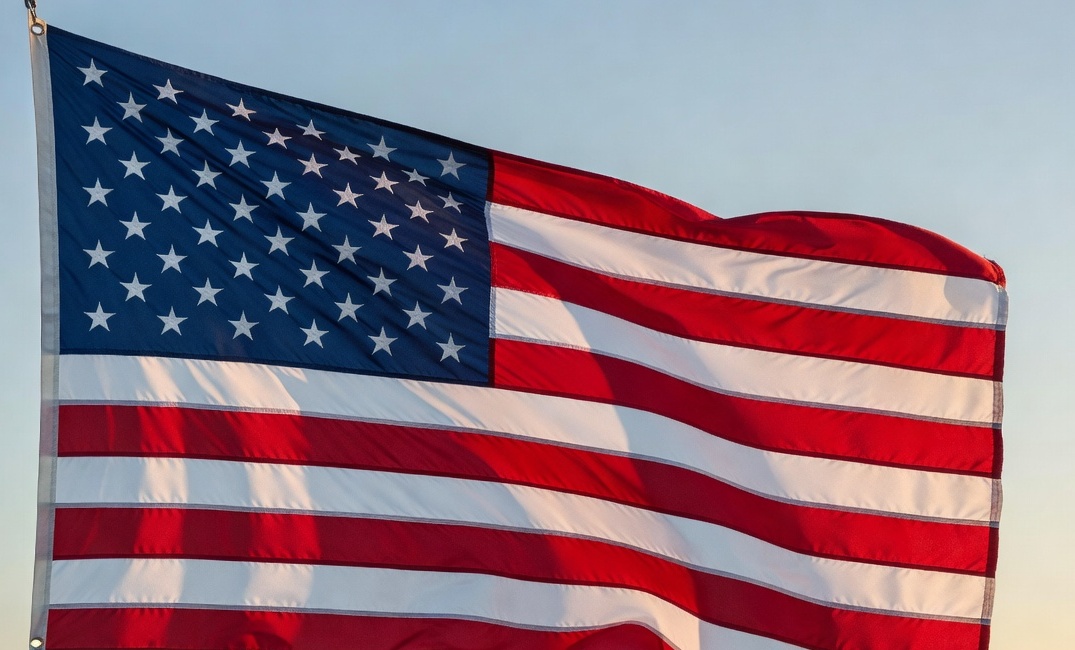 نائبة ديمقراطية تقدم مواد عزل ضد وزير الحرب الأمريكي بسبب إدارته للحرب ضد إيران