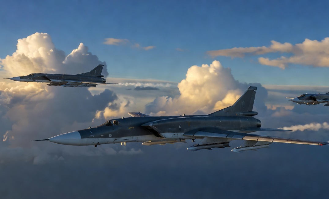  قاذفات استراتيجية روسية تحلق في المجال الجوي فوق المياه الدولية لبحر البلطيق 