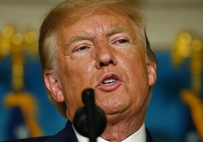 إبستين يكشف لصديقه المغتصب: "ترامب يشاركنا شغف الفتيات الصغيرات"