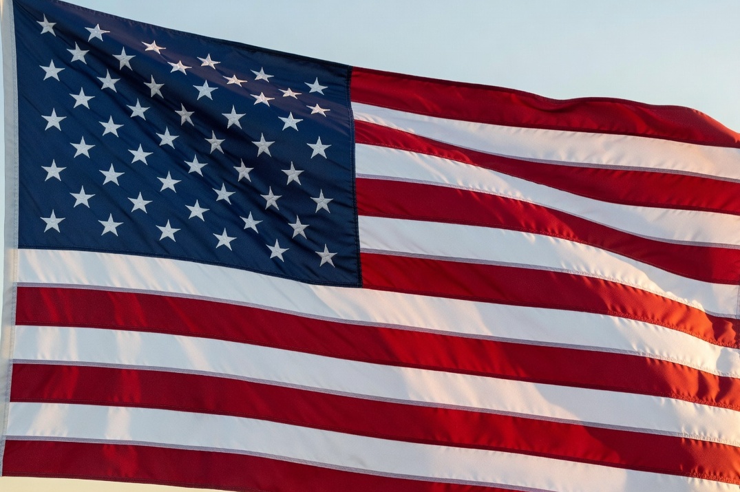  وزير الحرب الأمريكي:  لن نوسع أهدافنا العسكرية في إيران 