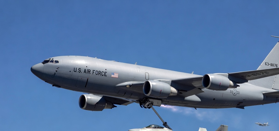  مقر "خاتم الأنبياء" الإيراني يعلن عن إسقاط طائرة تزويد وقود أمريكية فوق الأراضي العراقية ومقتل طاقمها 