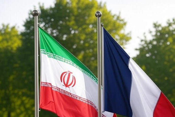 إيران تُصدر أحكاماً مطولة بالسجن لمواطنين فرنسيين بتهمة التجسس