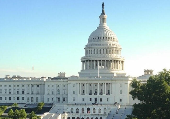  سيناتور أمريكي: هيغسيث لم يتمكن من تقديم إجابة واضحة عن خطط واشنطن في فنزويلا 