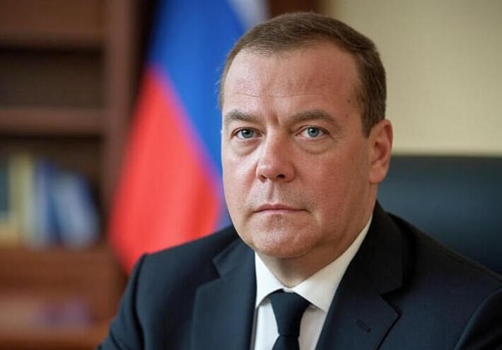  مدفيديف: ترامب نفسه لا يعرف قصده من حديثه عن "التجارب النووية" لبلاده