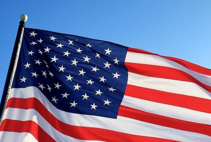 واشنطن تعلن عن نشر مدمرة جديدة لدعم عملياتها بالكاريبي