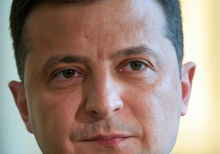 زيلينسكي يعلن استعداده للقاء ترامب وبوتين "دون أي شروط مسبقة"