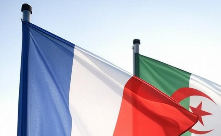 فرنسا تشعل أزمة دبلوماسية جديدة مع الجزائر بسبب مبادرة مثيرة للجدل