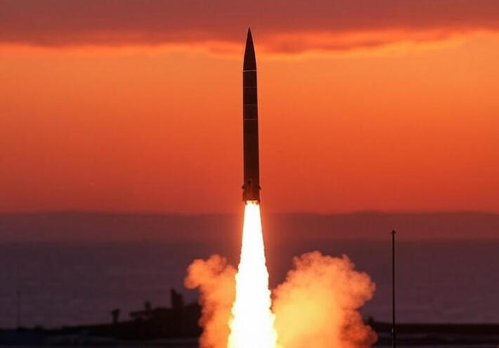  تقرير عبري يكشف عن تقديرات إسرائيلية حول عدد الصواريخ المتبقية لدى "حزب الله" 