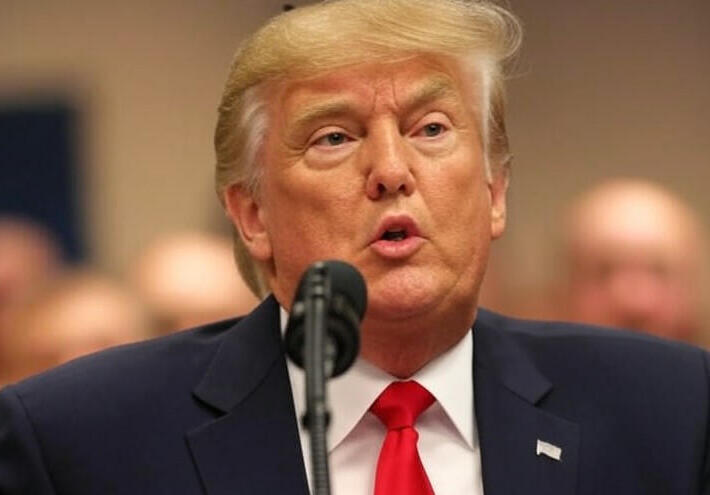 ترامب يتصل بقادة أوروبا بحثا عن مخرج سلمي للأزمة الأوكرانية وسط توترات متصاعدة