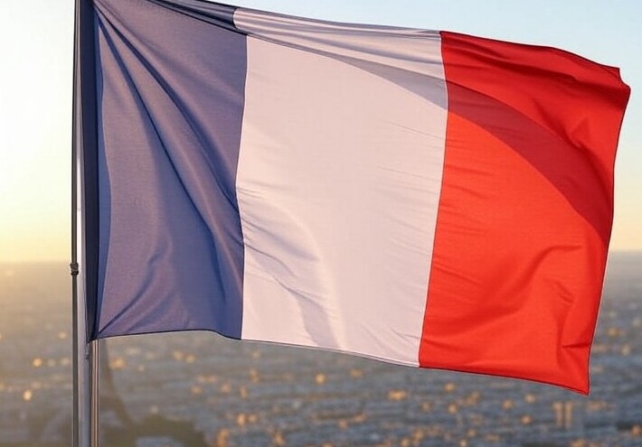 فرنسا.. مع ارتفاع الدين العام باريس تقترض مبلغا قياسيا بمليارات اليوروهات 