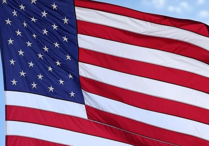 أعضاء بمجلس الشيوخ الأمريكي يقدمون قرارا بشأن صلاحيات ترامب العسكرية في فنزويلا 