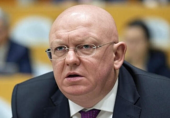  نيبينزيا: زيلينسكي يستجدي الدعم في أوروبا وسط انهيار الجيش الأوكراني واستخدام المدنيين دروعا بشرية 