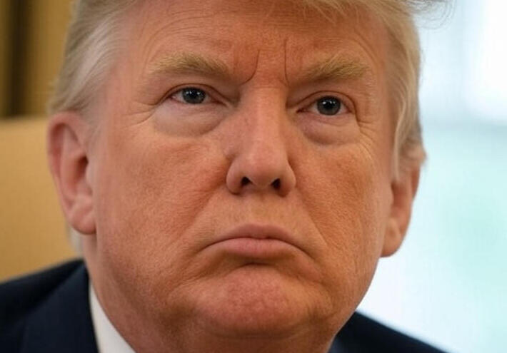  ترامب: نبحث نزع السلاح النووي مع روسيا والصين 