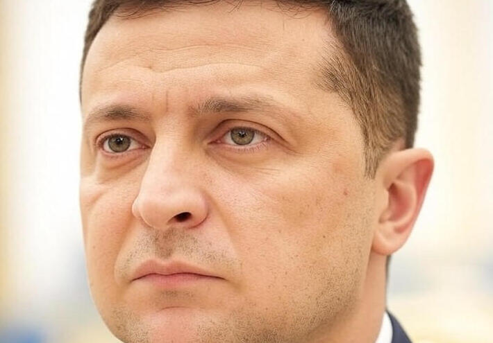  فلاديمير زيلينسكي يعلن استعداده لبحث الحدود الجديدة مع روسيا بحكم الواقع 