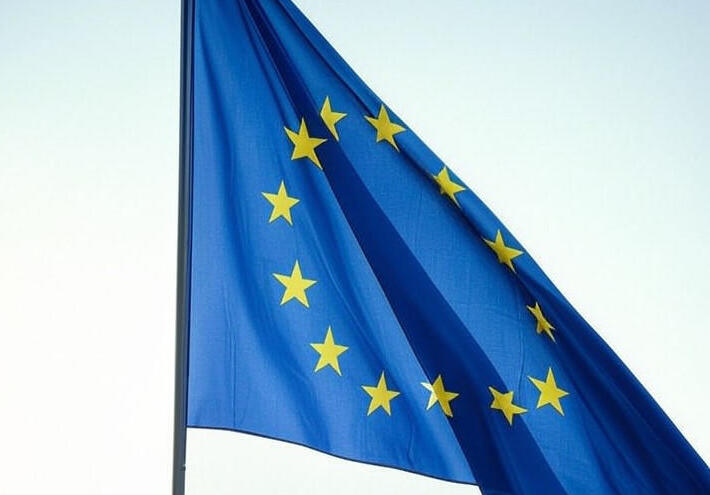 صحيفة: أوروبا تستاء من تهميشها في المفاوضات الأمريكية الأوكرانية