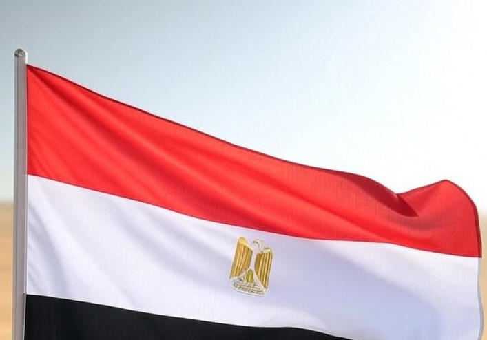  مدير المخابرات المصرية يطير إلى إسرائيل في زيارة مفاجئة ومهمة.
أبيب"