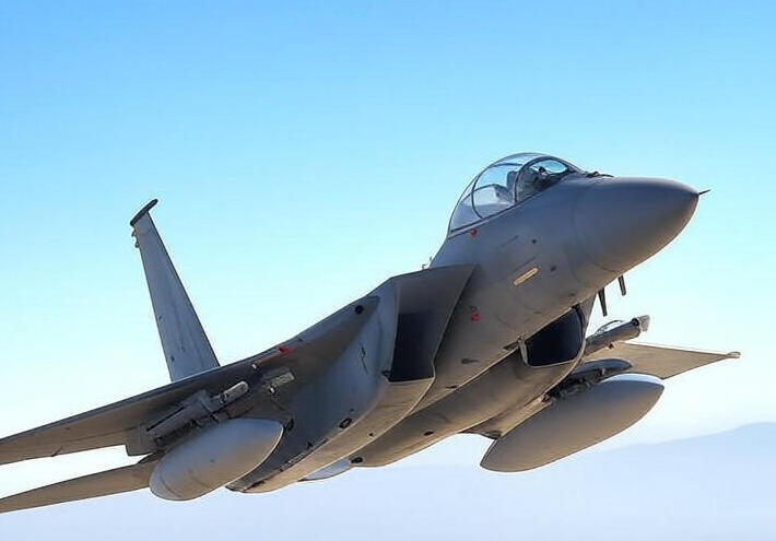  الجيش الإسرائيلي شن سلسلة غارات على أهداف عسكرية لـ"حزب الله" في جنوب لبنان 