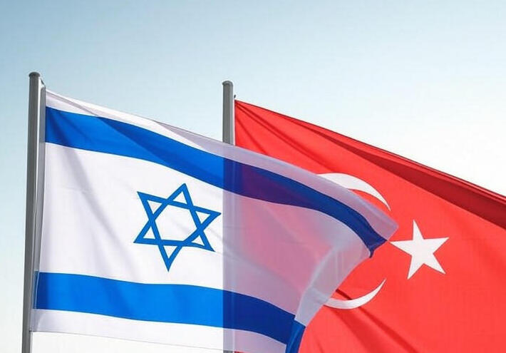  مستشار أردوغان يوجه رسالة تهديد لـ"كلب إسرائيل الصهيونية"
