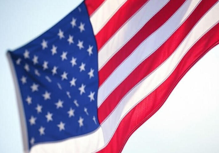 واشنطن ترحل عشرات الإيرانيين والعرب على متن رحلة واحدة 