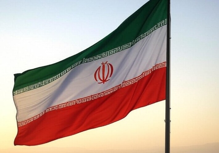 إيران تهدد برد حاسم على أي تدخل خارجي في شؤونها