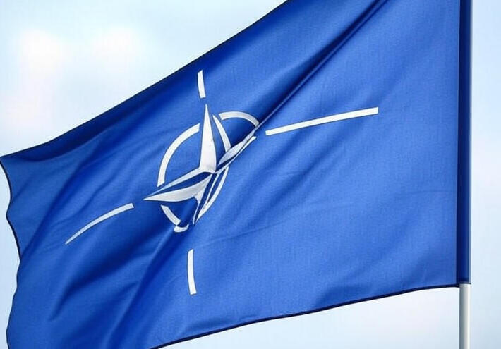 السفير الروسي بلندن يحذر من عواقب إرسال قوات الناتو إلى أوكرانيا