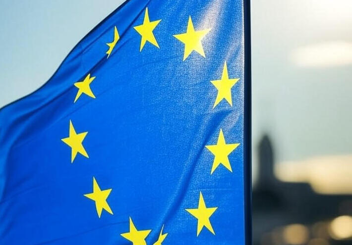 مفوض الاقتصاد الأوروبي: ميزانية الاتحاد المتعددة السنوات عاجزة عن تمويل أوكرانيا