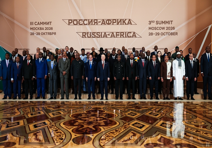 قمة "روسيا - إفريقيا" تثمر أكثر من 60 اتفاقية.. وشراكات تمتد من إلغاء التأشيرات إلى الذكاء الاصطناعي