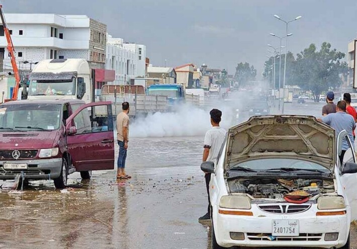 أمطار غزيرة في طرابلس بليبيا تودي بحياة شخصين