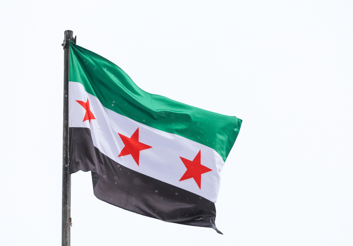 وزير الدفاع السوري يبحث مع رئيس هيئة الأركان الأردنية تعزيز التعاون الدفاعي