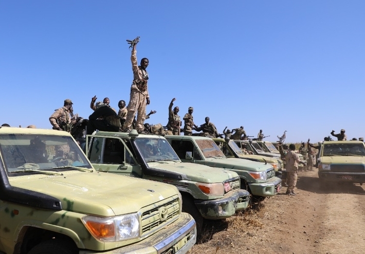 الجيش السوداني يقصف مقر إقامة حميدتي ومنازل قيادات بارزة في قوات الدعم السريع بنيالا