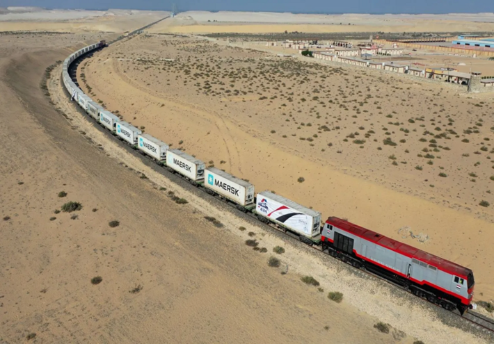 وزير مصري يعلق على إجهاض القاهرة مخططا إسرائيليا لإنشاء بديل لقناة السويس