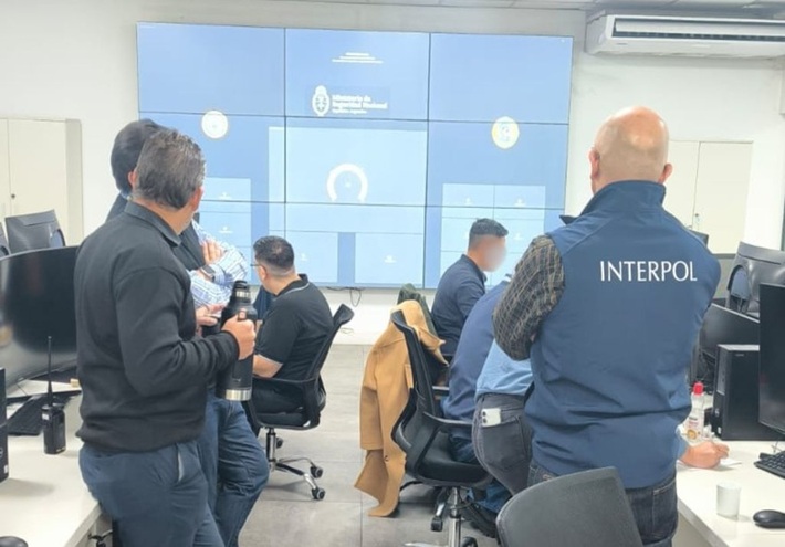 "الإنتربول" يعتقل 95 مشتبها به في حملة عالمية ضد صور اغتصاب الأطفال