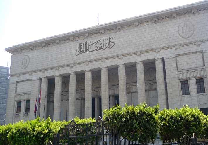 اتهامات بالتزوير والتربح تلاحق مسؤول حكومي كبير في مصر